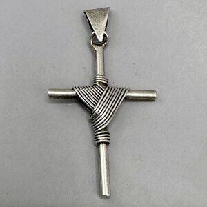 Wrapped Wire Design Cross Pendant Sterling Silver 925 Taxco Mexico